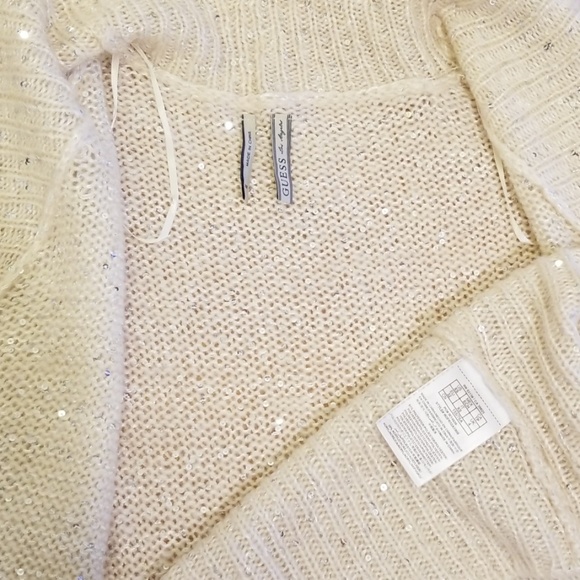NWOT Guess white sequined cardigan size XS-S - Picture 6 of 8